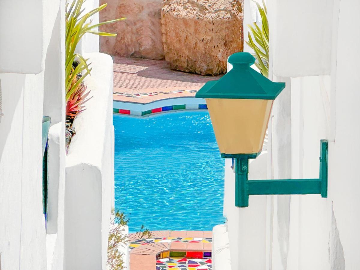 Apartamentos Laguna Puerto Rico  Ngoại thất bức ảnh